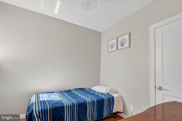 2545 S 9TH ST, Philadelphia, PA 19148