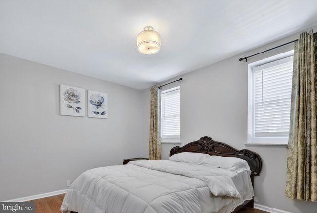 2545 S 9TH ST, Philadelphia, PA 19148