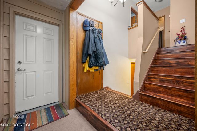 890 Lancaster Drive, Anchorage, AK 99503