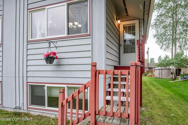 890 Lancaster Drive, Anchorage, AK 99503