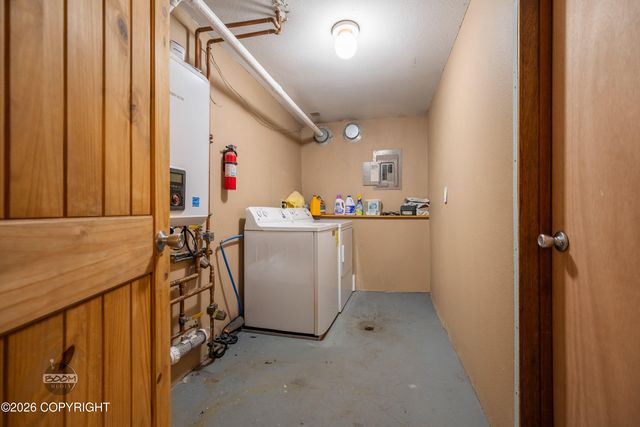 890 Lancaster Drive, Anchorage, AK 99503