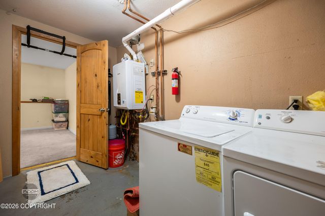 890 Lancaster Drive, Anchorage, AK 99503