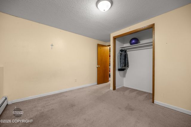 890 Lancaster Drive, Anchorage, AK 99503