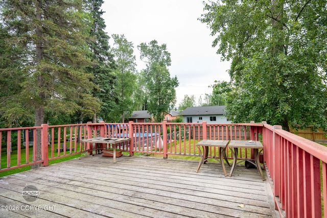 890 Lancaster Drive, Anchorage, AK 99503