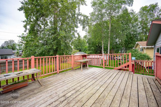 890 Lancaster Drive, Anchorage, AK 99503
