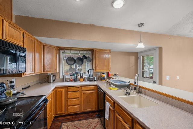 890 Lancaster Drive, Anchorage, AK 99503