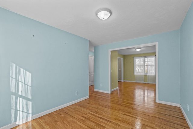 20 Duluth St, Worcester, MA 01604