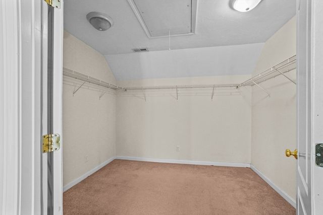 20 Duluth St, Worcester, MA 01604