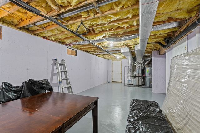 20 Duluth St, Worcester, MA 01604