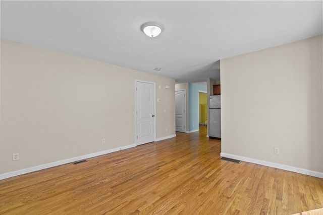 20 Duluth St, Worcester, MA 01604