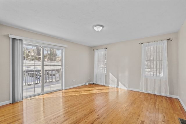 20 Duluth St, Worcester, MA 01604