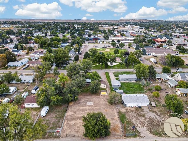 446 Sioux Ln, Billings, MT 59105