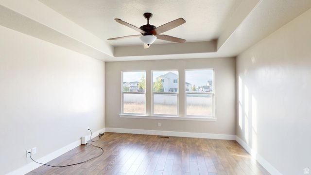 7506 W DESERT BRUMBY, Herriman, UT 84096
