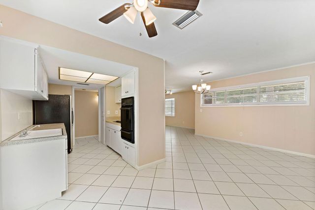 5522 Ariel Street, Houston, TX 77096