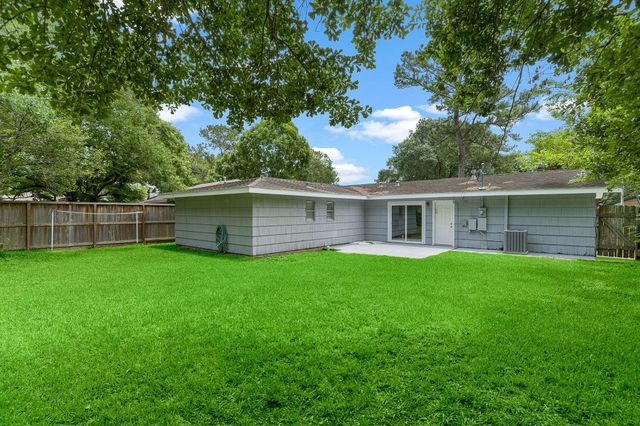 5522 Ariel Street, Houston, TX 77096