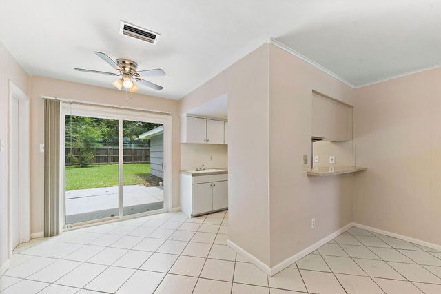5522 Ariel Street, Houston, TX 77096
