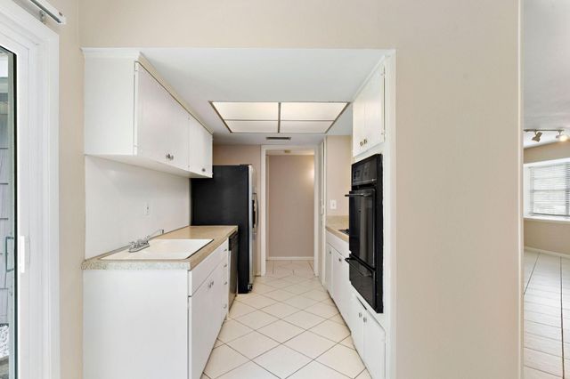 5522 Ariel Street, Houston, TX 77096