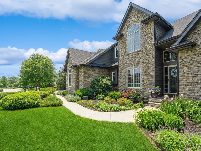 11576 NW Timberbrooke Lane, Grimes, IA 50111