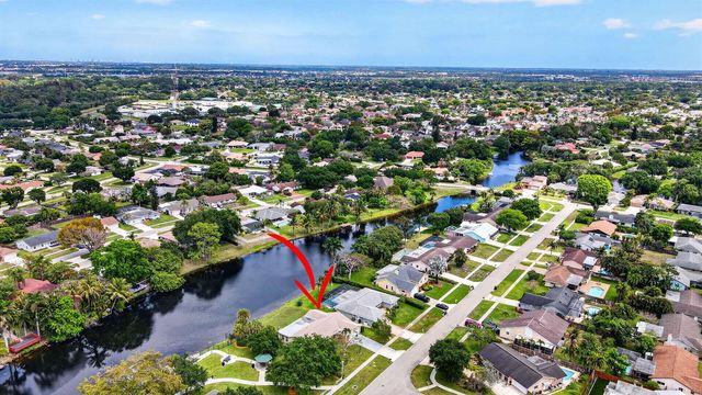 1262 Essex Drive, Wellington, FL 33414