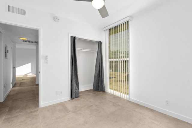 1777 E Arenas Road 1, Palm Springs, CA 92262