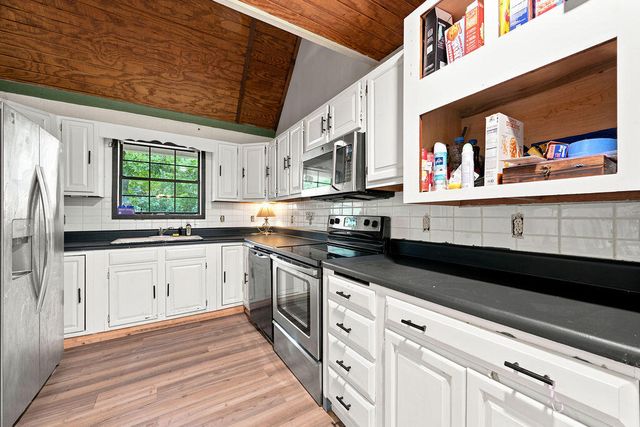 9814 Miller Country Road, Soddy Daisy, TN 37379