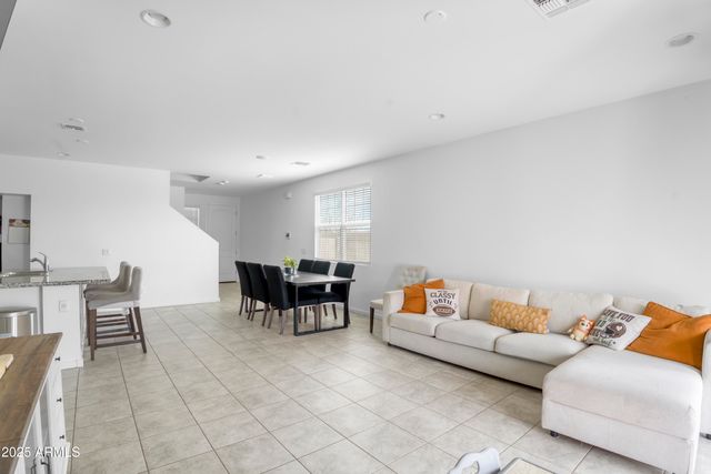4916 S 107TH Lane, Tolleson, AZ 85353
