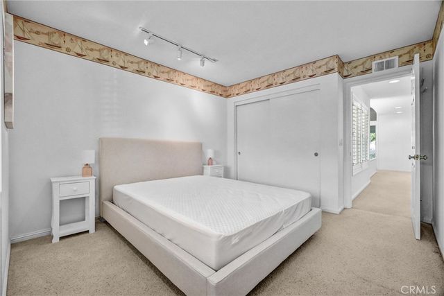 11 Harborcrest, Irvine, CA 92604