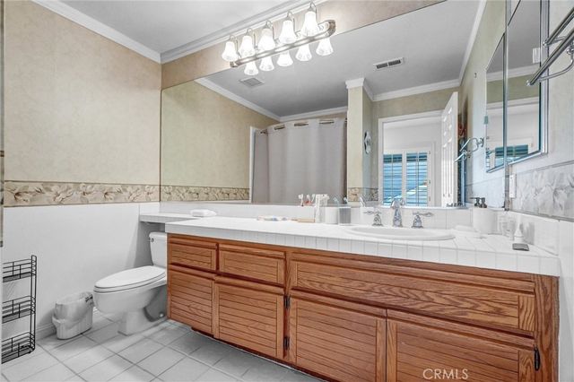 11 Harborcrest, Irvine, CA 92604