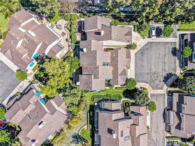 11 Harborcrest, Irvine, CA 92604