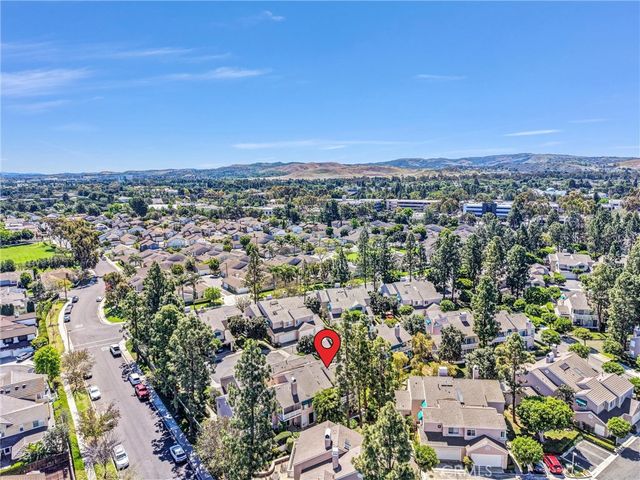 11 Harborcrest, Irvine, CA 92604