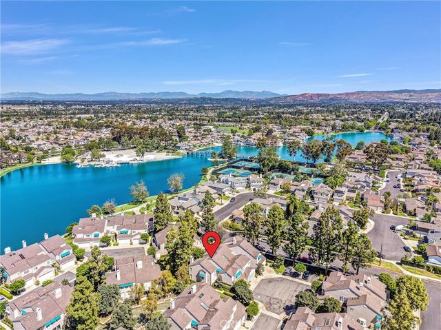 11 Harborcrest, Irvine, CA 92604