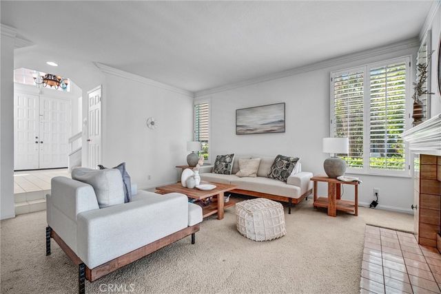 11 Harborcrest, Irvine, CA 92604