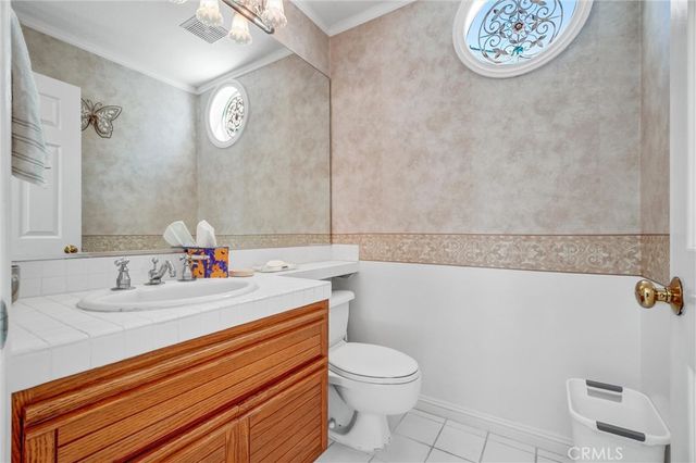 11 Harborcrest, Irvine, CA 92604