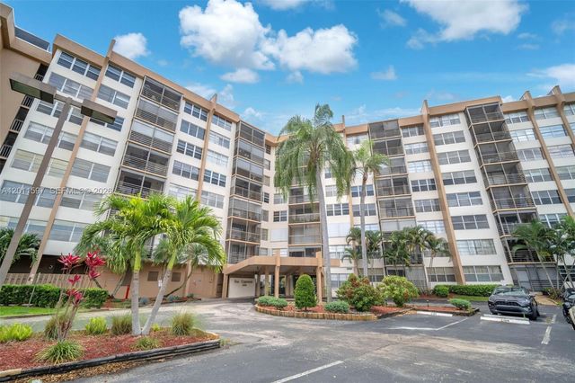1200 Saint Charles Pl 415, Pembroke Pines, FL 33026