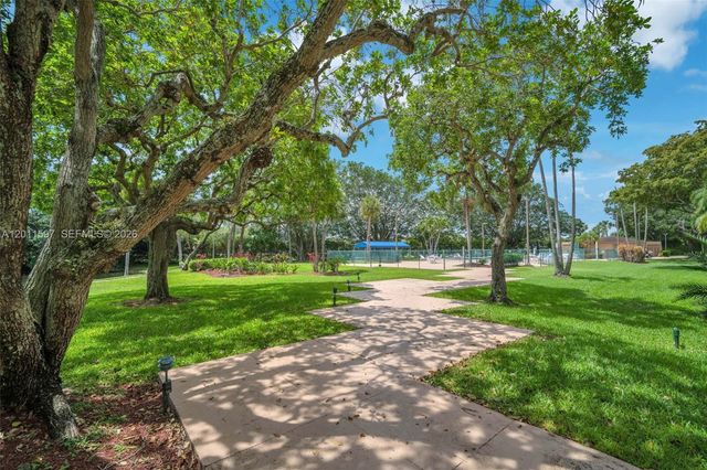 1200 Saint Charles Pl 415, Pembroke Pines, FL 33026