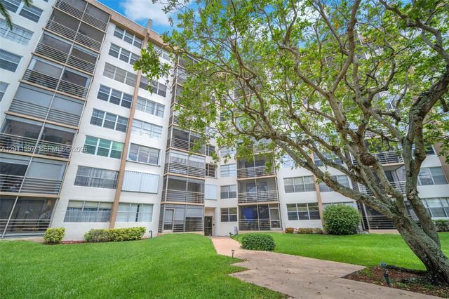 1200 Saint Charles Pl 415, Pembroke Pines, FL 33026