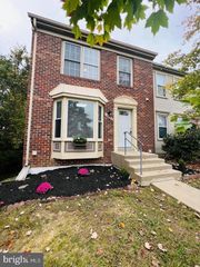 10732 WAKEMAN DR, Fredericksburg, VA 22407