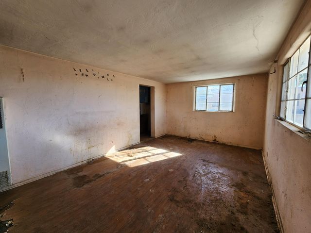 3106 Truman Street NE, Albuquerque, NM 87110