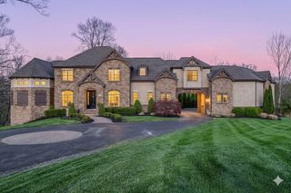1403 Riverwood Lane, Powell, OH 43065