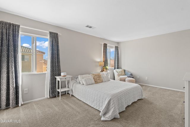 45064 18th Street, Lancaster, CA 93535