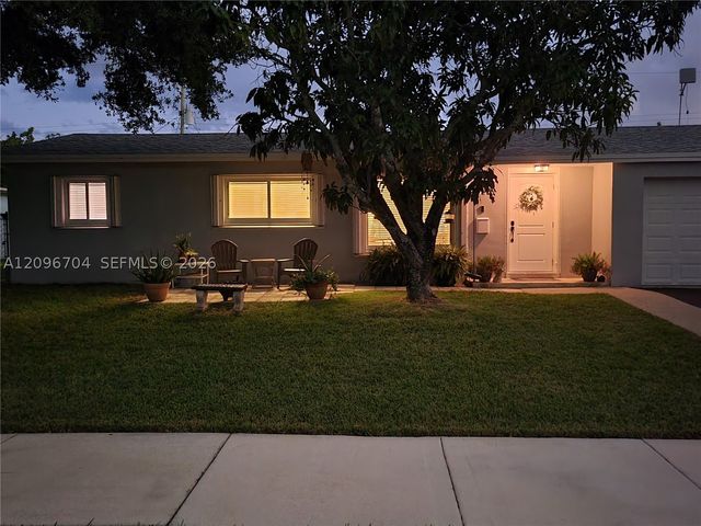 8730 SW 190th St, Cutler Bay, FL 33157