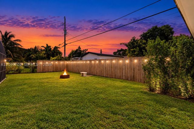8730 SW 190th St, Cutler Bay, FL 33157