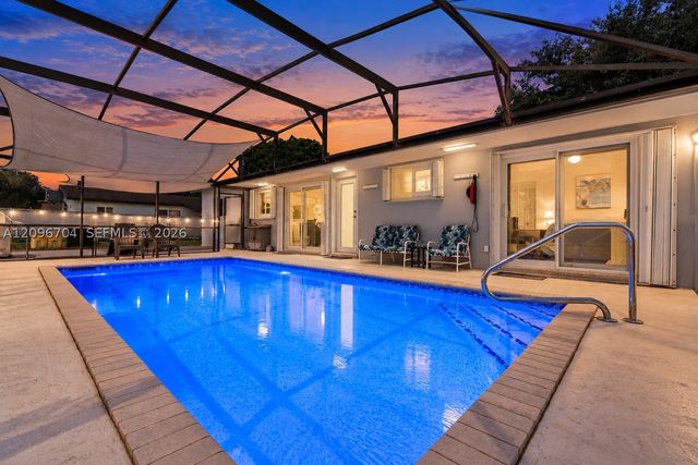 8730 SW 190th St, Cutler Bay, FL 33157