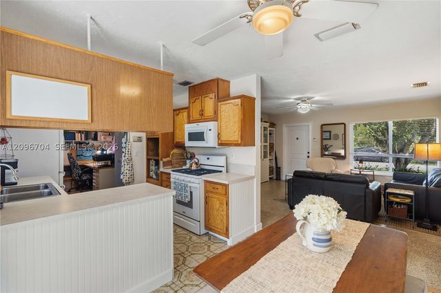8730 SW 190th St, Cutler Bay, FL 33157