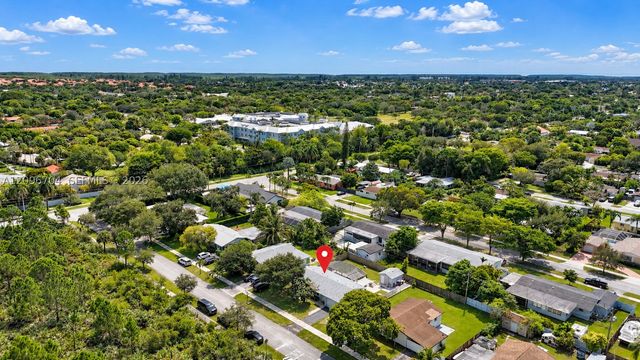8730 SW 190th St, Cutler Bay, FL 33157