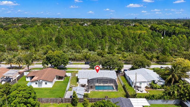 8730 SW 190th St, Cutler Bay, FL 33157