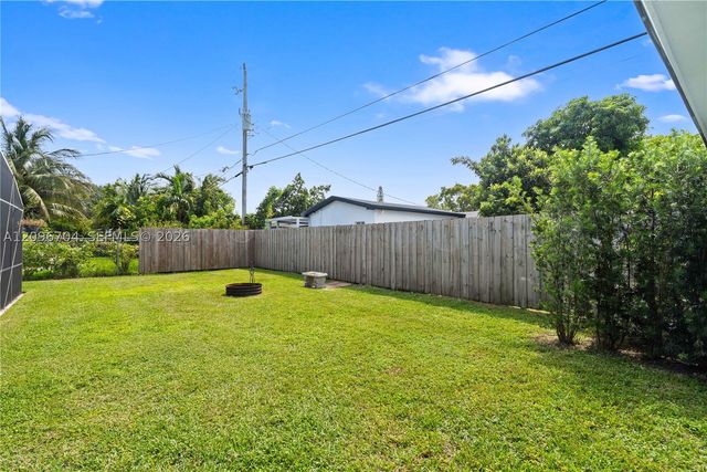 8730 SW 190th St, Cutler Bay, FL 33157