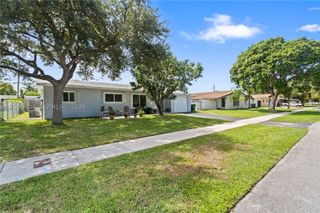 8730 SW 190th St, Cutler Bay, FL 33157