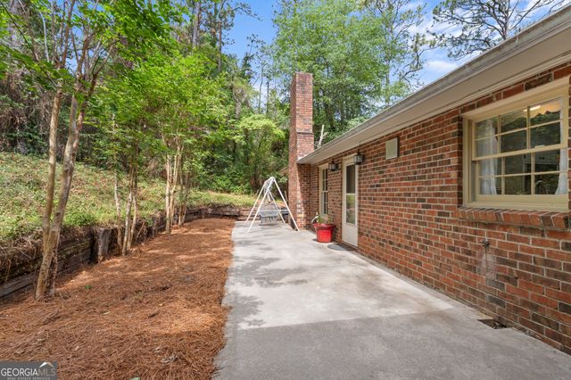 213 Wendwood Drive, Statesboro, GA 30458