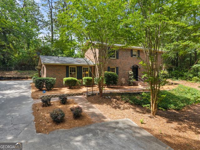 213 Wendwood Drive, Statesboro, GA 30458